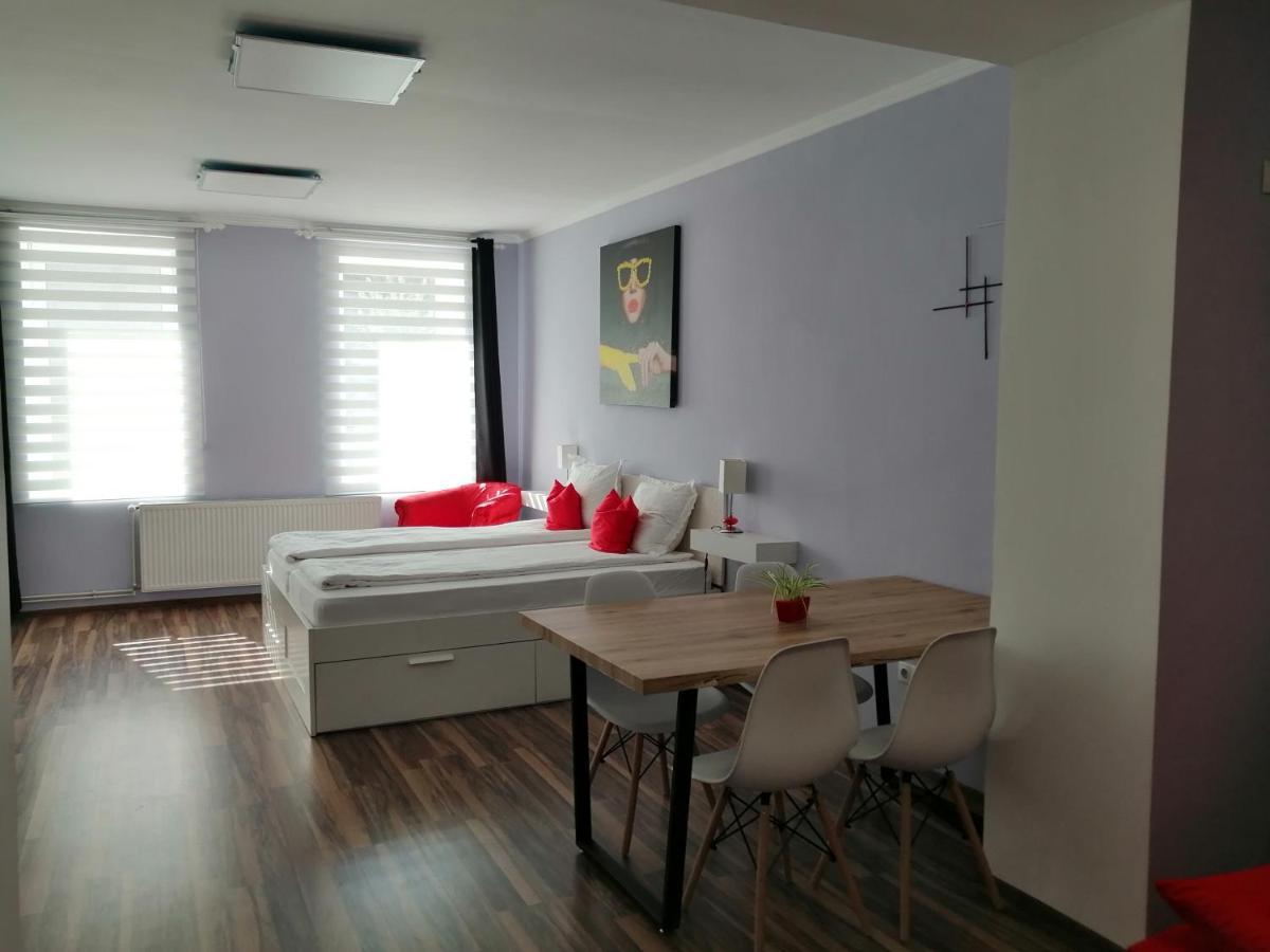Violet House Apartment Turda Exterior photo